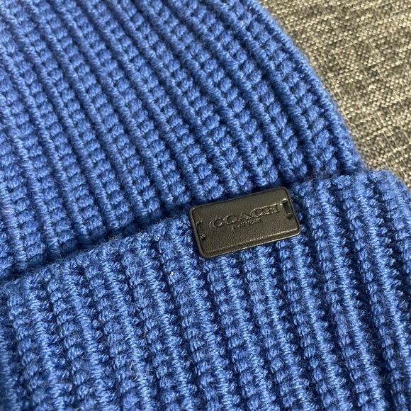 Coach Beanie - Picture 2 of 3